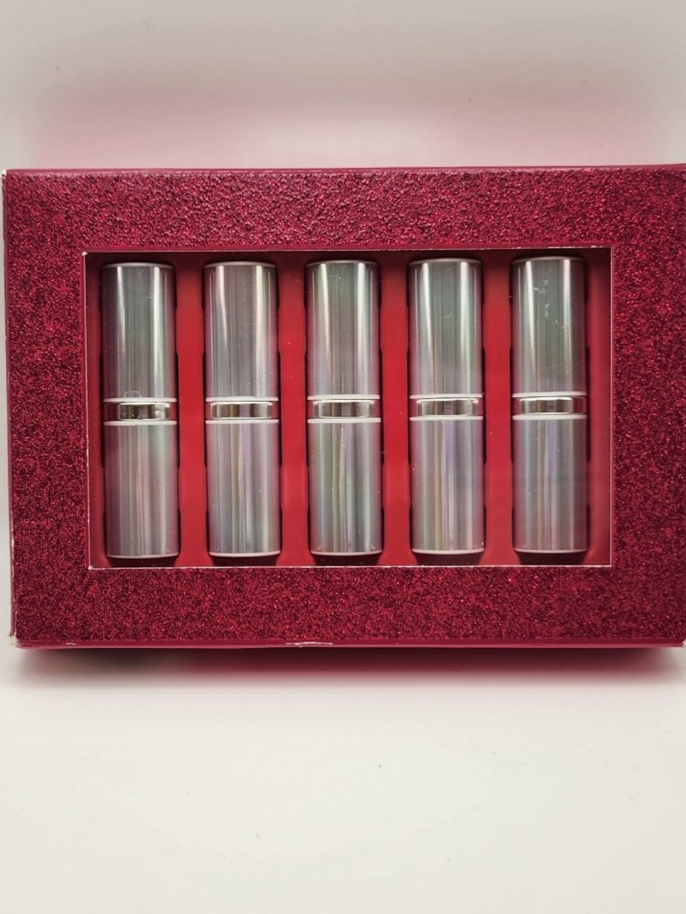 Clinque Kisses Dramatically Different Lipstick Five full size tubes NIP